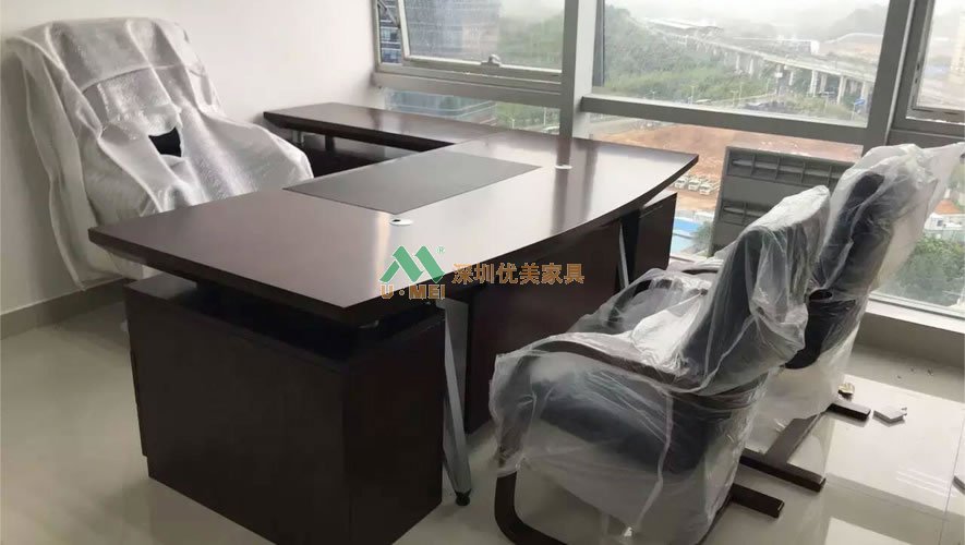 办公班台